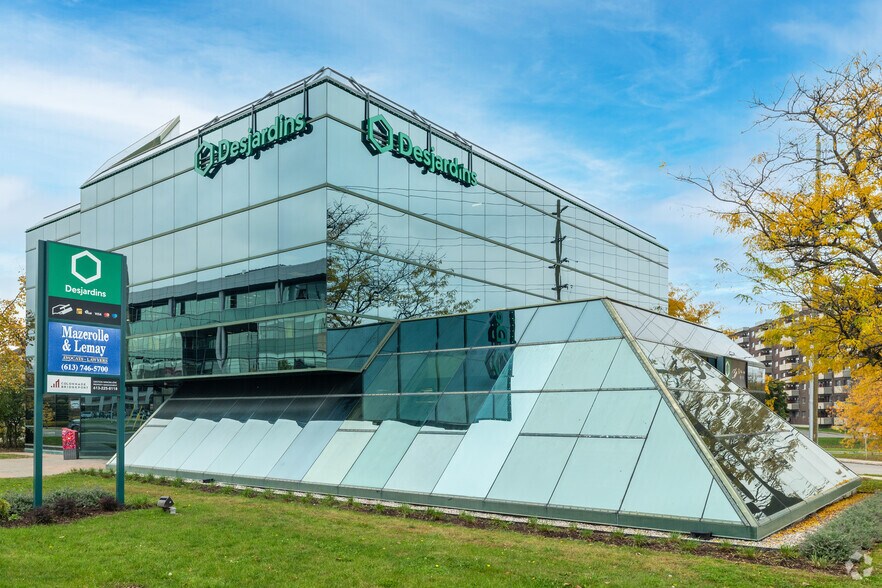 1173 Cyrville Rd, Ottawa, ON à louer - Photo du bâtiment - Image 1 de 5