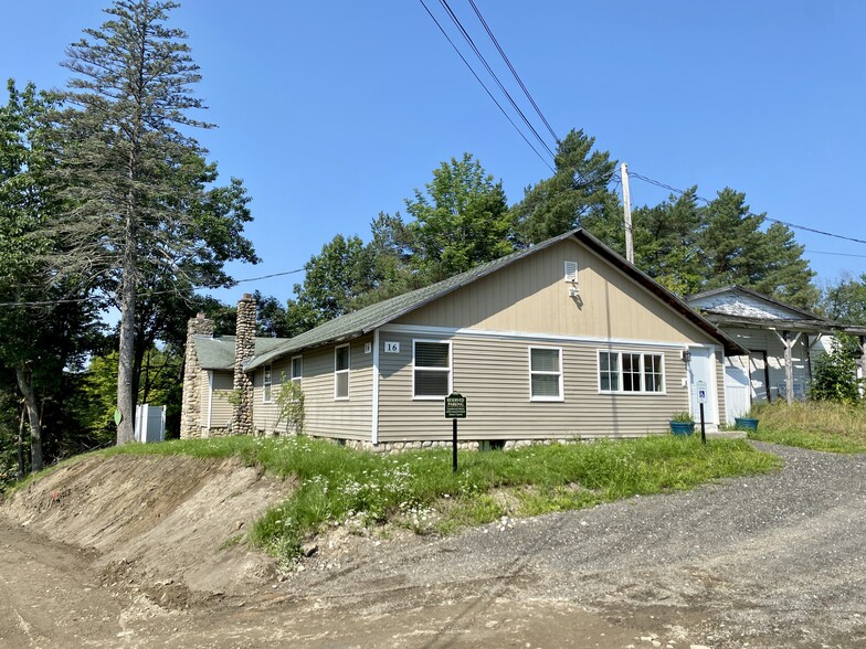 16 Depot St, Windham, ME à vendre - Photo principale - Image 1 de 1