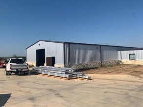 100 Don Currie Dr, Jarrell, TX for lease Building Photo- Image 1 of 7