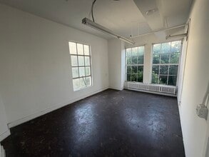 122 E 7th St, Los Angeles, CA for lease Interior Photo- Image 2 of 6