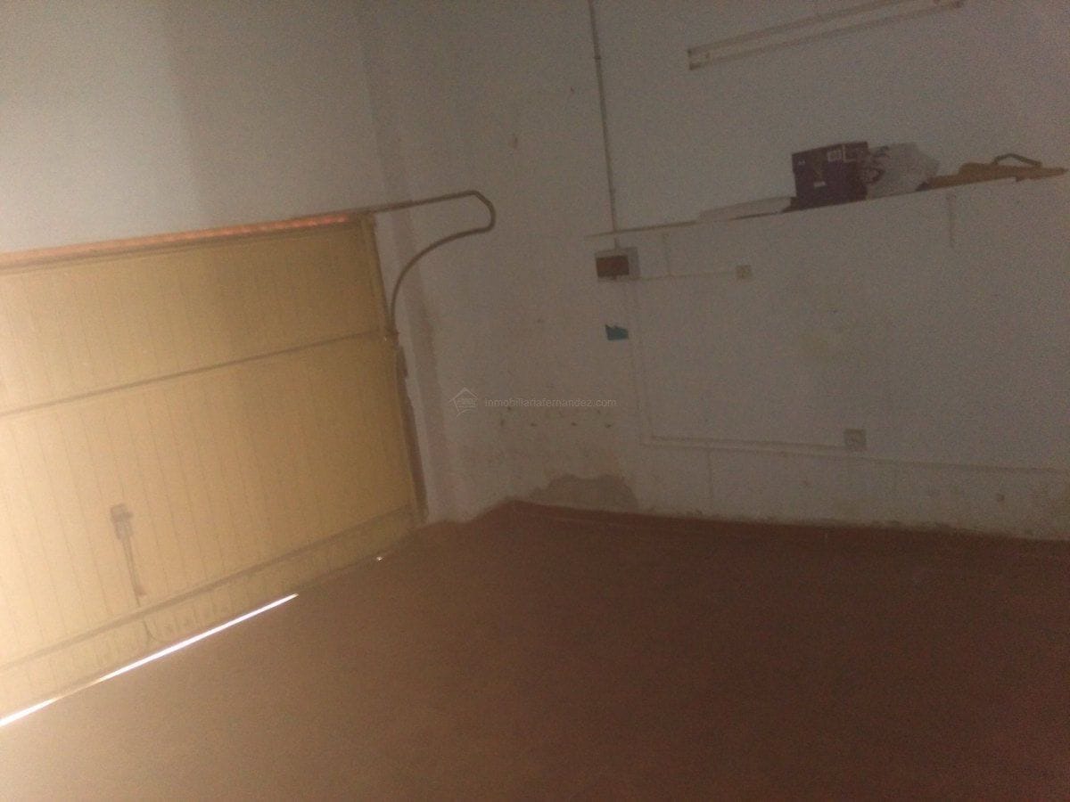 Retail in Cáceres for lease Building Photo- Image 1 of 5