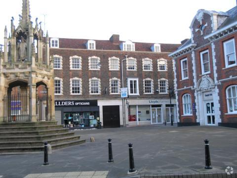 Market Sq, Leighton Buzzard à vendre - Photo principale - Image 1 de 1