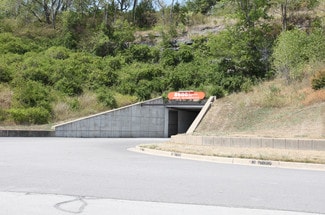 More details for 8601 NE Underground Dr, Kansas City, MO - Industrial for Lease