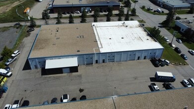 5608 Burbank Cres SE, Calgary, AB for lease Interior Photo- Image 2 of 5