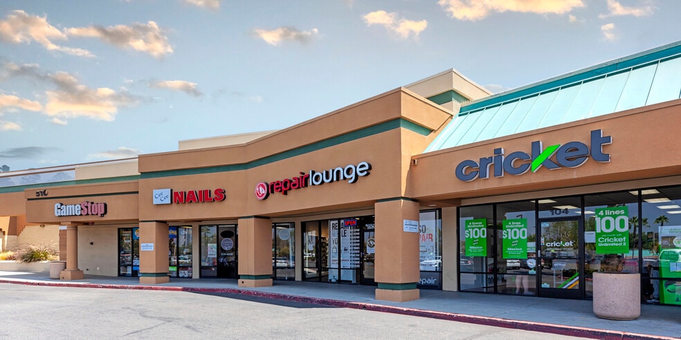 500-550 Hacienda Dr, Vista, CA à louer - Photo principale - Image 1 de 3