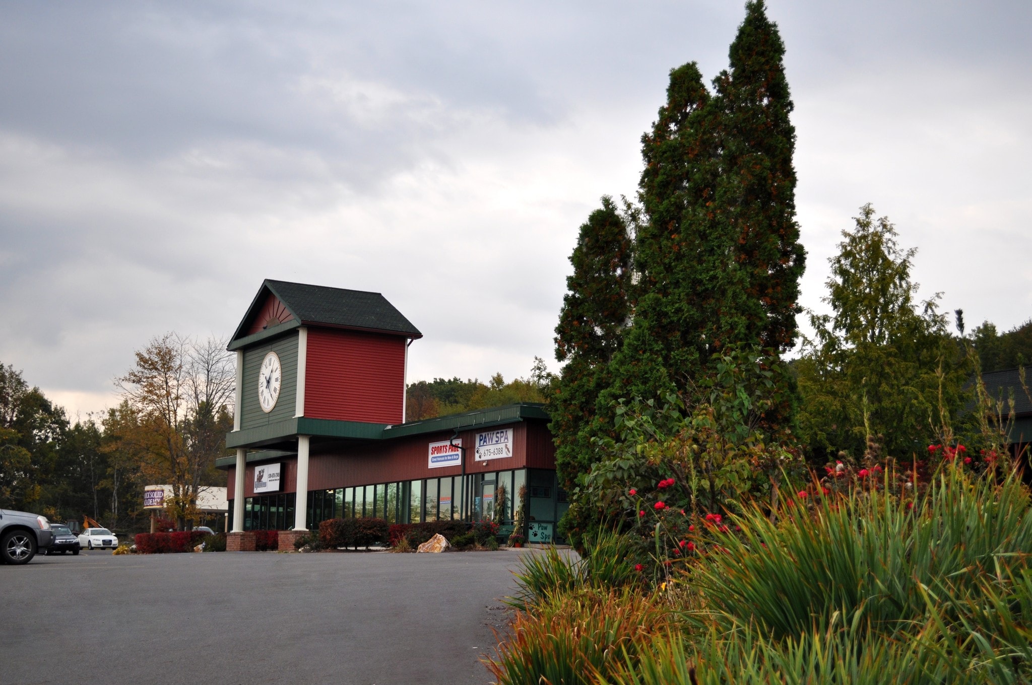1100 Twin Stacks Dr, Dallas, PA for lease Primary Photo- Image 1 of 11