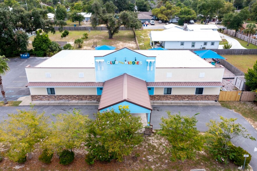 1712 Beck Ave, Panama City, FL à vendre - Photo du bâtiment - Image 3 de 43