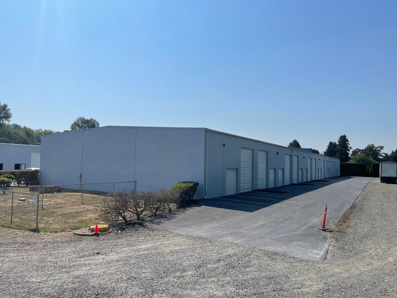 2002 17th St NW, Puyallup, WA for lease - Building Photo - Image 2 of 3