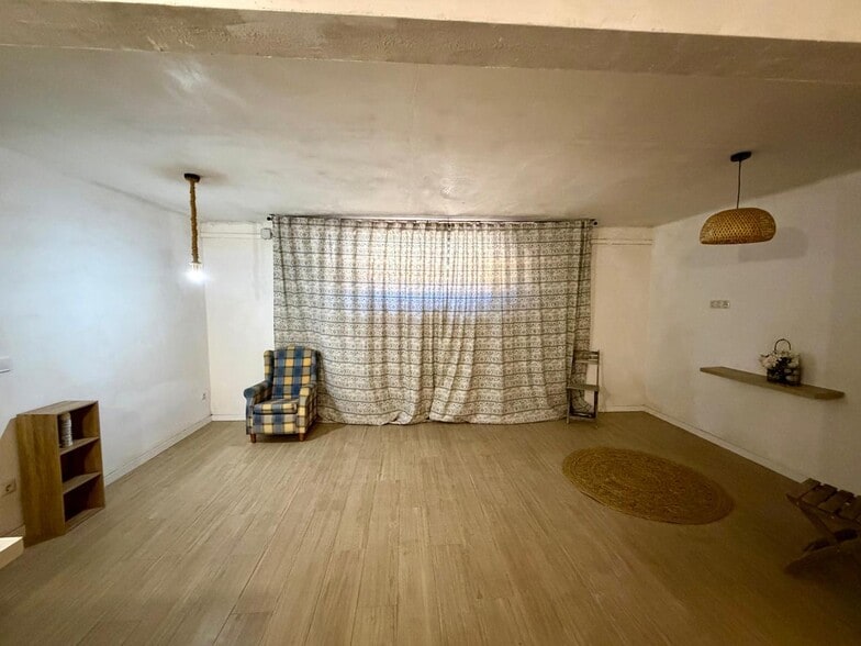 Immeuble residentiel dans Montcada i Reixac, Barcelona à vendre - Photo intérieure - Image 3 de 4