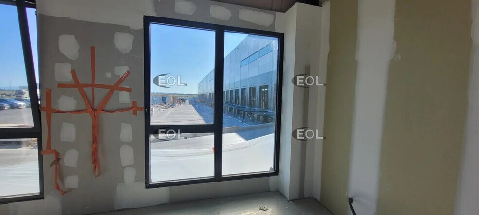 Industriel dans Colombier-Saugnieu à louer - Photo intérieure - Image 3 de 6