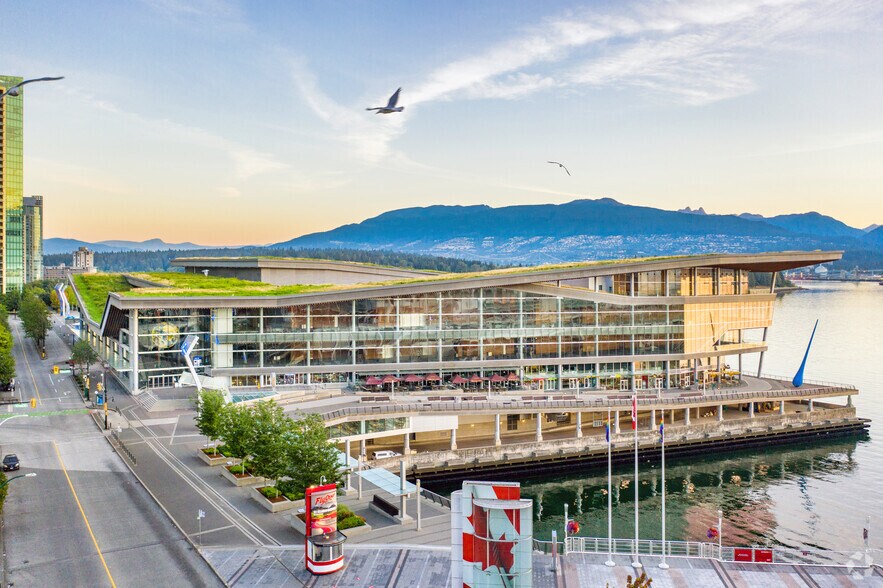 1055 Canada Pl, Vancouver, BC for sale - Primary Photo - Image 1 of 1