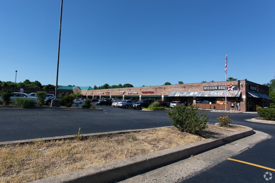 4126 Joppa Rd, Perry Hall, MD à louer - Photo du bâtiment - Image 3 de 7