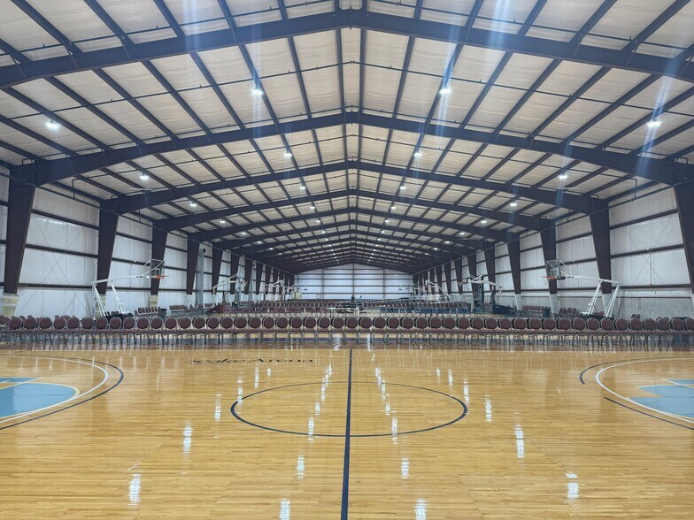 1836 Old Jacksboro LaFollette TN 37766 Hwy, LaFollette, TN à vendre - Photo intérieure - Image 2 de 3