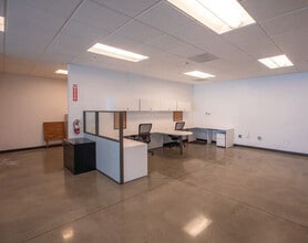 3170-3172 Nasa St, Brea, CA à louer Photo intérieure- Image 2 de 11