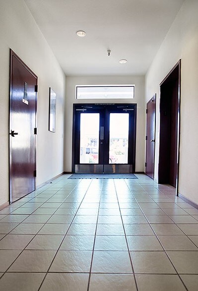 542 Ocean St, Santa Cruz, CA à louer - Hall d’entrée - Image 3 de 6