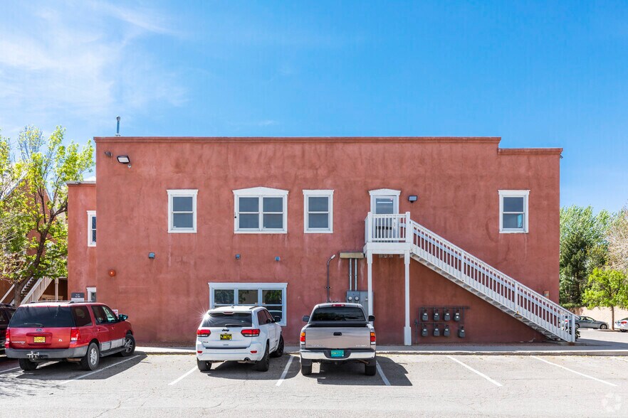 901 Rio Grande Blvd NW, Albuquerque, NM à louer - Photo du bâtiment - Image 2 de 6