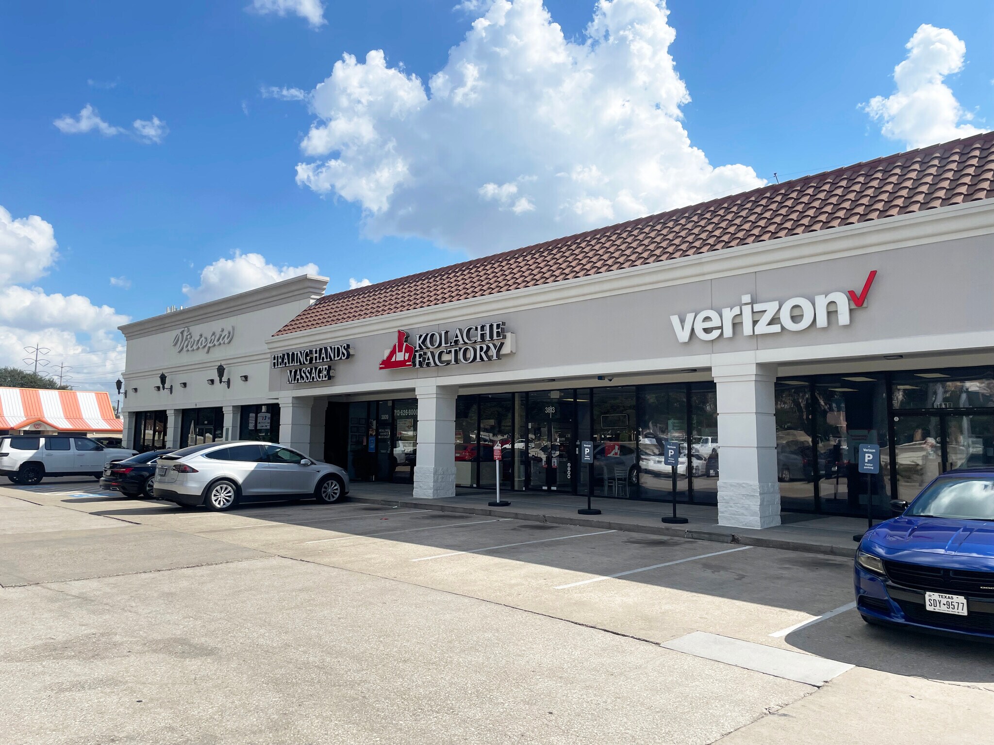 3805-3845 Southwest Fwy, Houston, TX for lease Primary Photo- Image 1 of 3