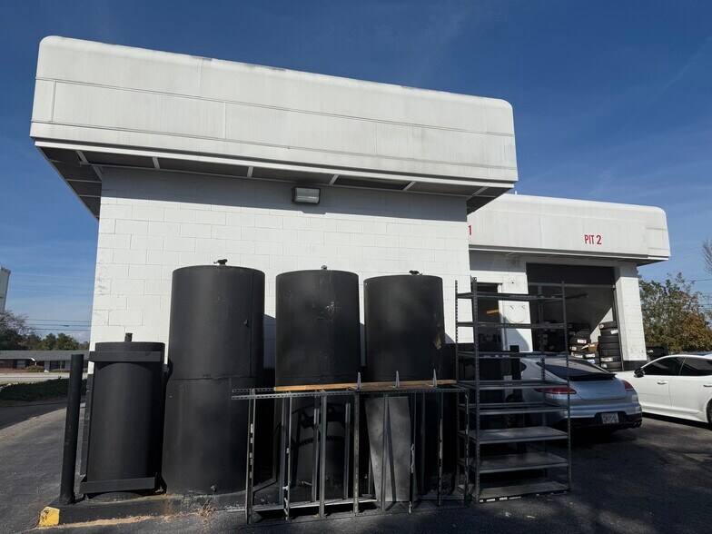 3346 Wrightsboro Rd, Augusta, GA à louer - Photo du bâtiment - Image 2 de 6