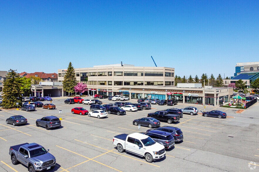 117 Centrepointe Dr, Ottawa, ON for sale - Primary Photo - Image 1 of 1