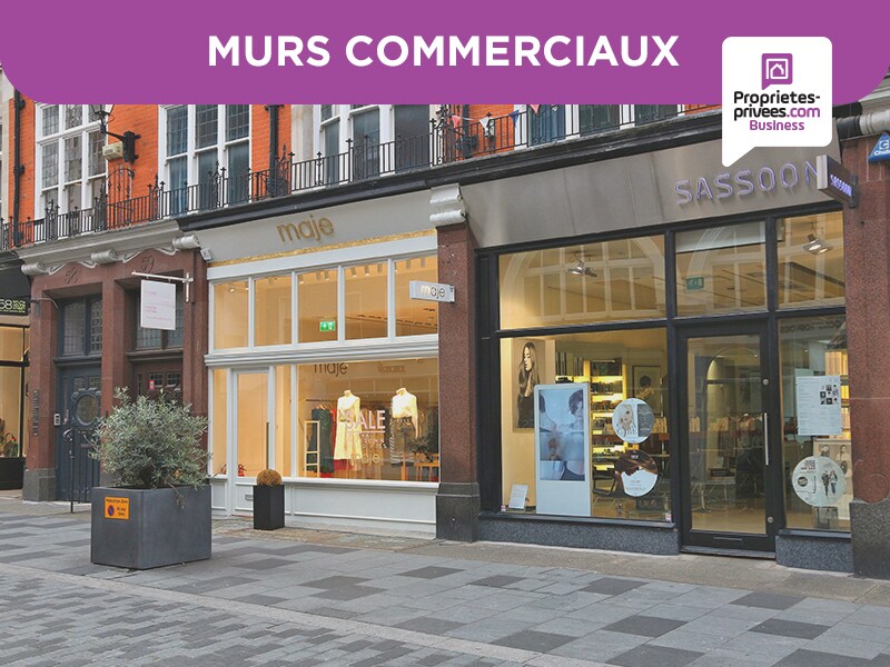 Flex in Paris for sale Building Photo- Image 1 of 4
