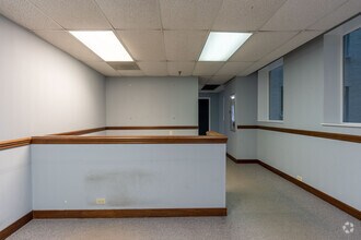 401 S LaSalle St, Chicago, IL for lease Interior Photo- Image 2 of 6