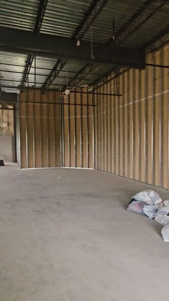 951 Tristar Dr, Webster, TX for lease - Commercial Listing Video - Image 2 of 15