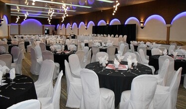 4311 49 Ave, Red Deer, AB for lease Interior Photo- Image 1 of 1