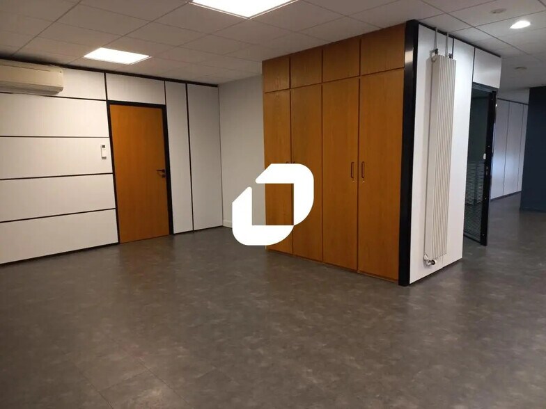 Bureau dans Lille à louer - Photo intérieure - Image 3 de 8