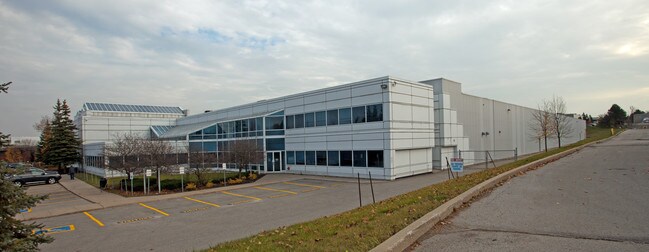 Plus de détails pour 33 W Beaver Creek Rd, Richmond Hill, ON - Industriel à louer