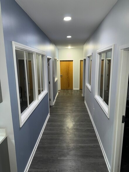 285 Country Club Dr, Stockbridge, GA for lease - Interior Photo - Image 3 of 8