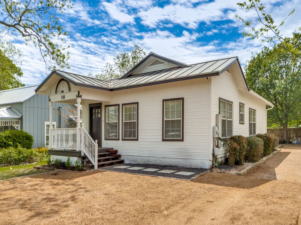 118 N Plant Ave, Boerne, TX à vendre Photo principale- Image 1 de 13