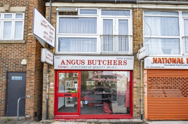 223A Turners Hl, Cheshunt for sale - Building Photo - Image 1 of 6