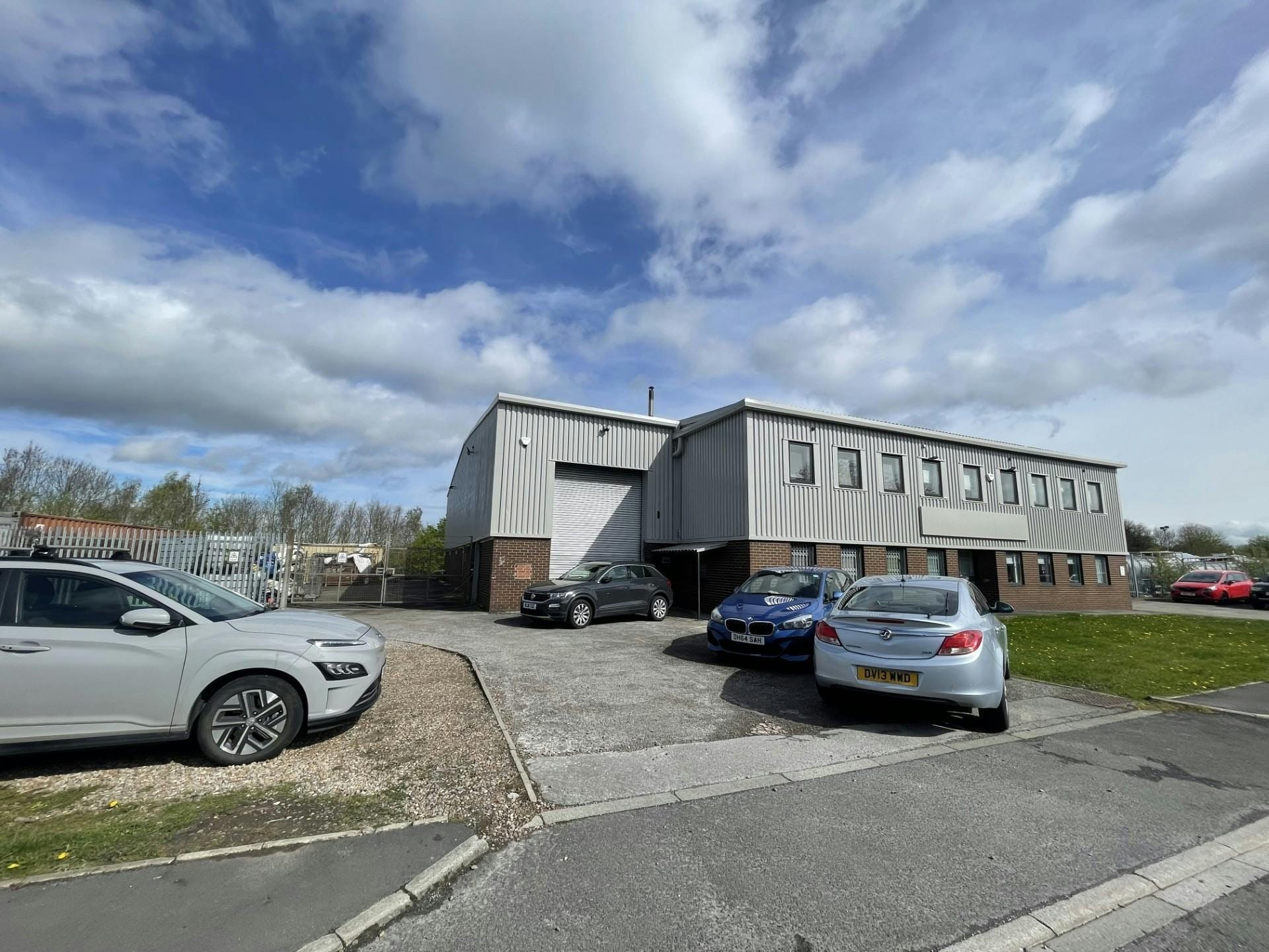 Lotherton Way, Leeds for lease Building Photo- Image 1 of 4