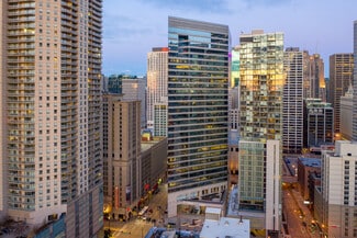 Plus de détails pour 515 N State St, Chicago, IL - Coworking à louer