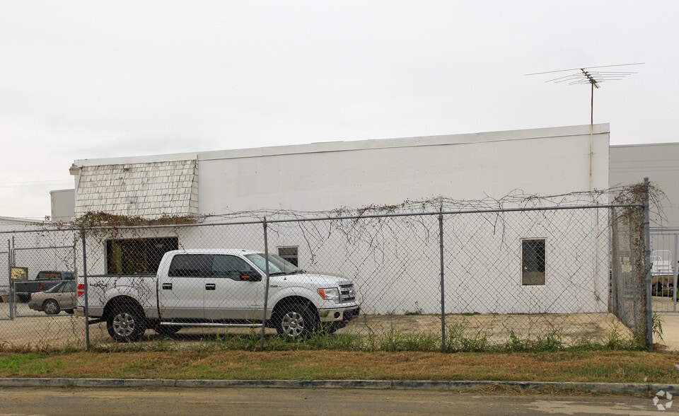 4714 Broom St, San Antonio, TX for lease - Building Photo - Image 2 of 10