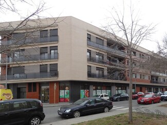 Plus de détails pour Multi-résidentiel à vendre