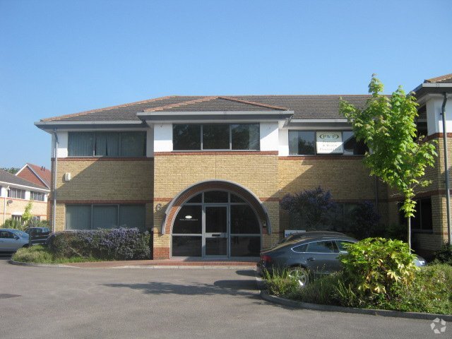 Swan Ln, Sandhurst for sale - Building Photo - Image 2 of 5