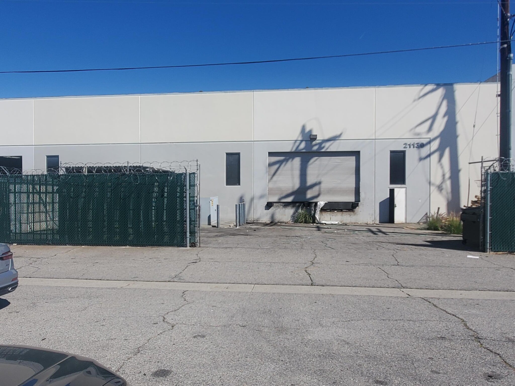 21130-21132 Superior St, Chatsworth, CA for lease Interior Photo- Image 1 of 2