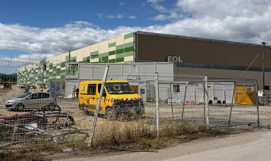 Industrial in Loriol-sur-Drôme for lease - Building Photo - Image 3 of 7