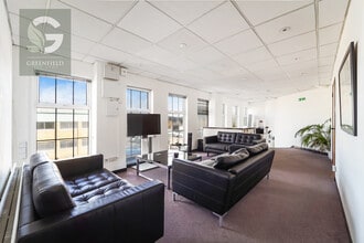 2 Davis Rd, Chessington for lease Interior Photo- Image 1 of 11