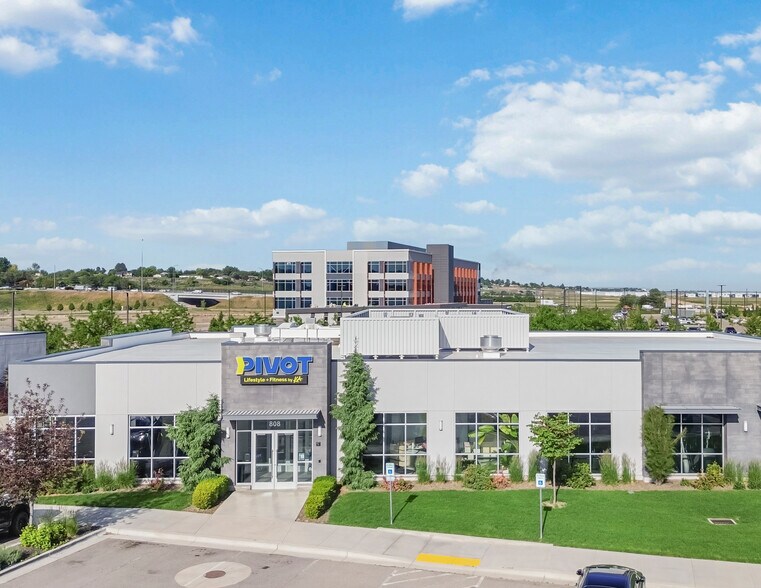 808 S Vanguard Way, Meridian, ID for lease - Primary Photo - Image 1 of 14