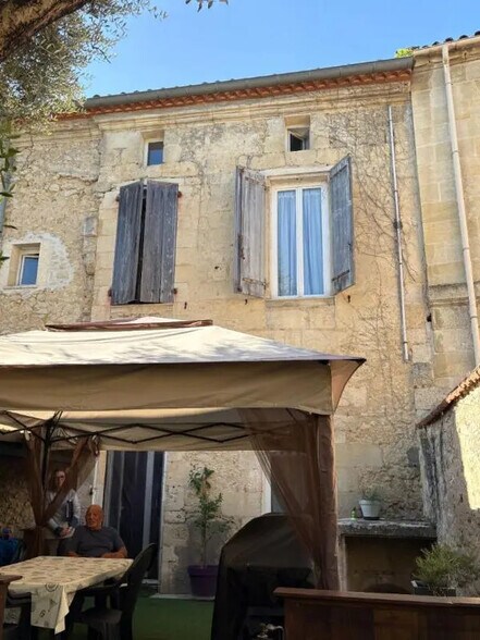 Local d'activités dans Rauzan à vendre - Photo du bâtiment - Image 3 de 4