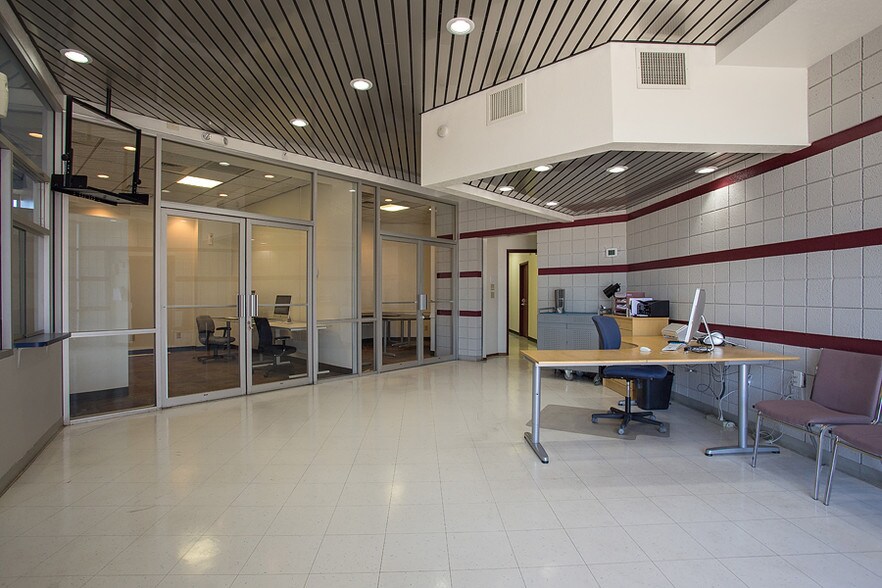 3118 E McDowell Rd, Phoenix, AZ à louer - Photo intérieure - Image 2 de 29