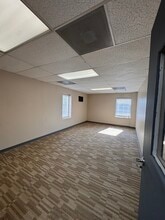 417 E Diamond Ave, Gaithersburg, MD for lease Interior Photo- Image 2 of 5
