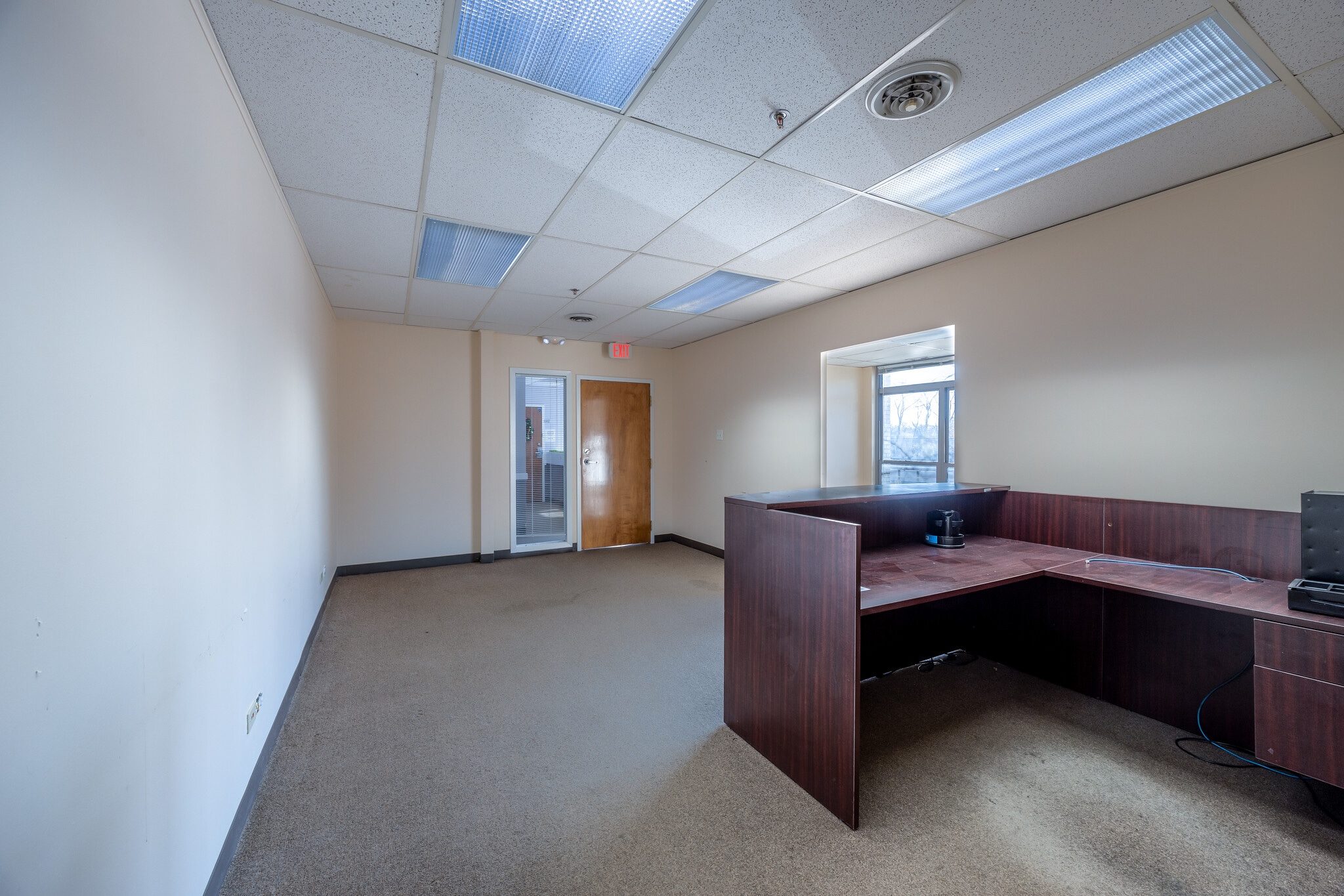 9930 Derby Ln, Westchester, IL for lease Building Photo- Image 1 of 6