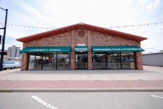 Plus de détails pour 300 W Grand Ave, Ponca City, OK - Commerce de détail à vendre