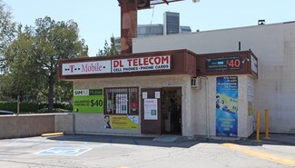 Plus de détails pour 8207-8261 Woodman Ave, Panorama City, CA - Commerce de détail à louer