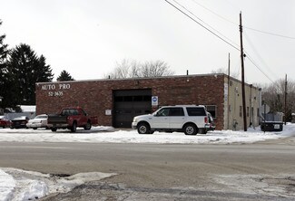 Plus de détails pour 2615 Harrisburg Ave NE, Canton, OH - Industriel à vendre