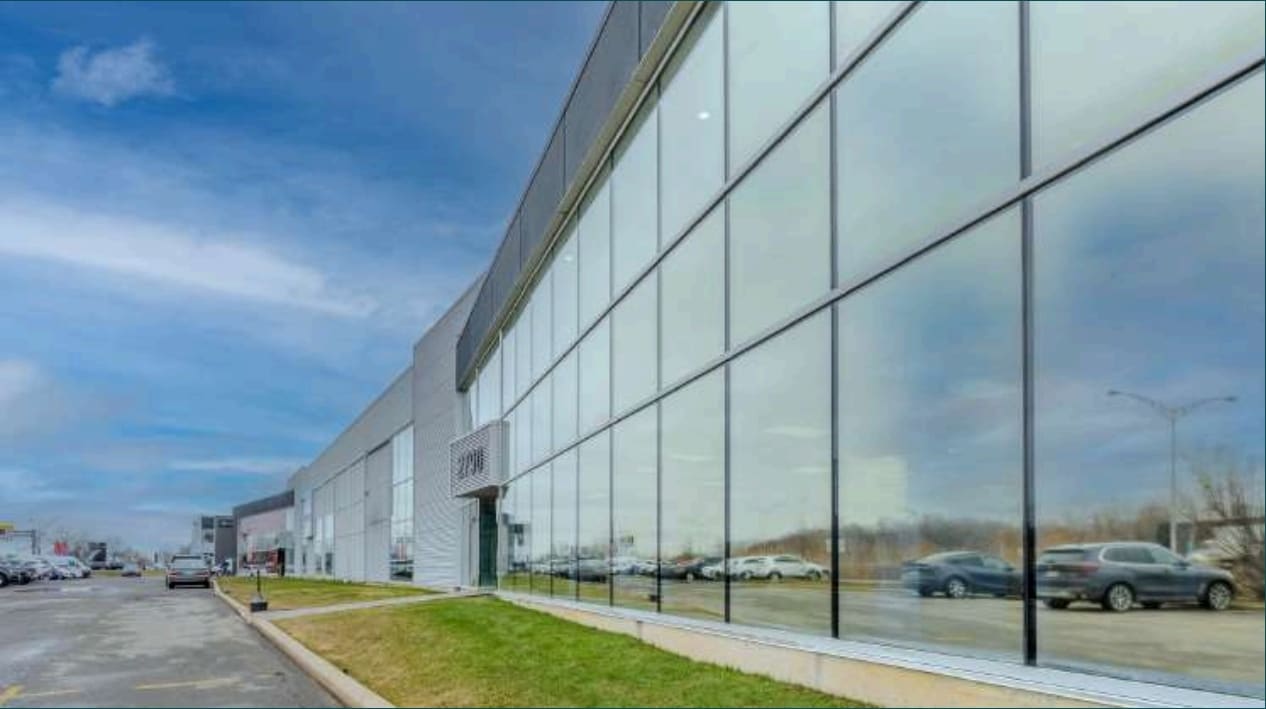 2790 Rue Étienne-Lenoir, Laval, QC for lease Primary Photo- Image 1 of 16