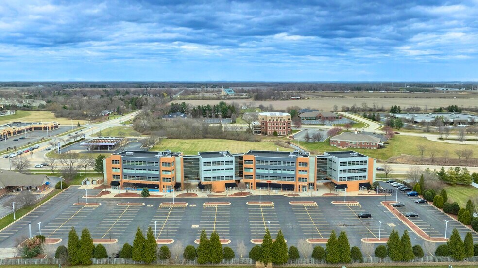 2990 N Perryville Rd, Rockford, IL à louer - Photo du bâtiment - Image 2 de 8